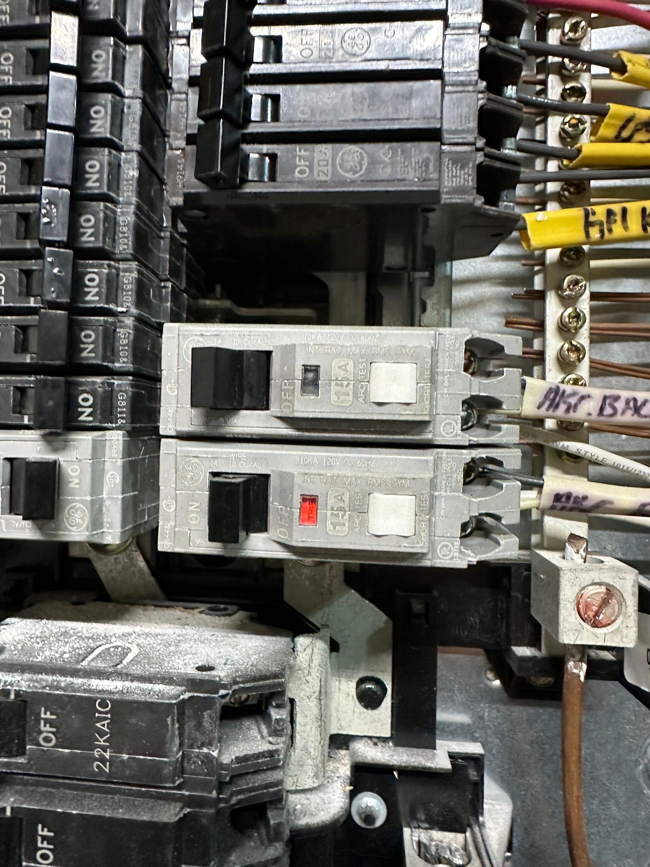 AFCI Breaker Tripping Due to Pinched Ceiling Fan Light Wiring in Gardendale, AL