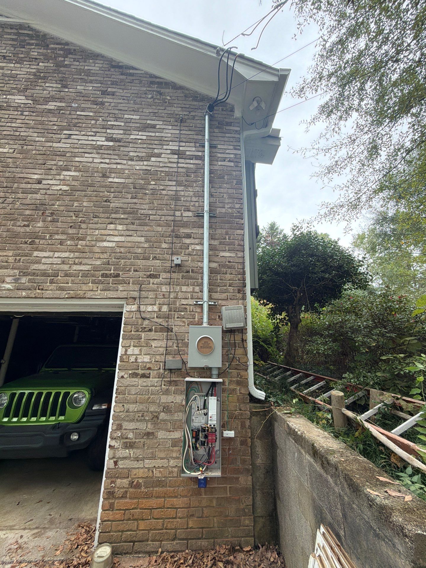 Meter Socket and Mast Replacement in Leeds, AL